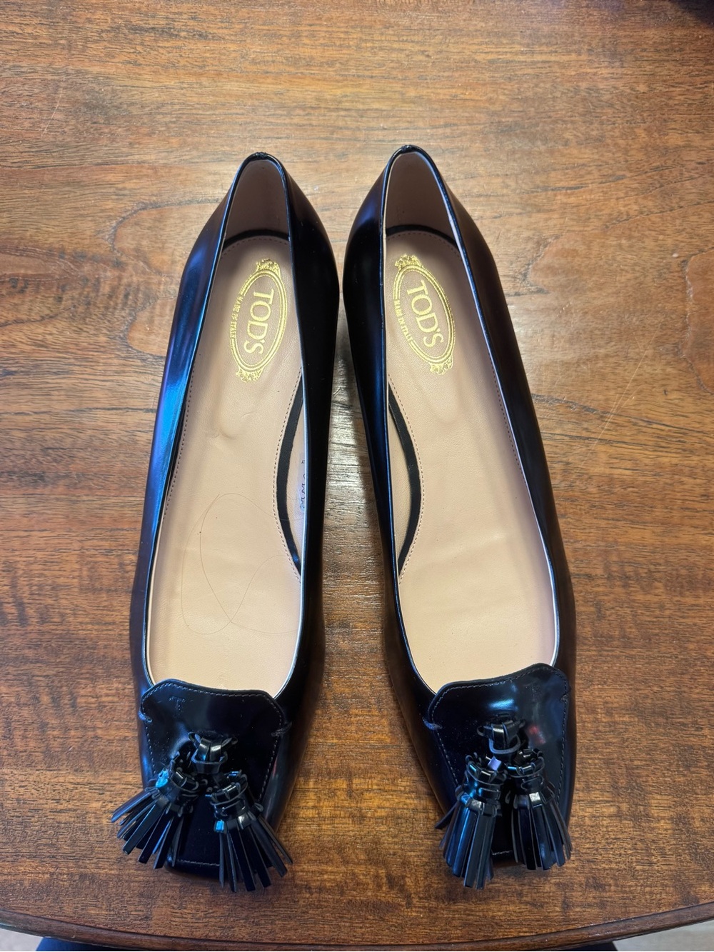 TOD'S Black Leather Tassel leather shoes with short heel  40 1/2
